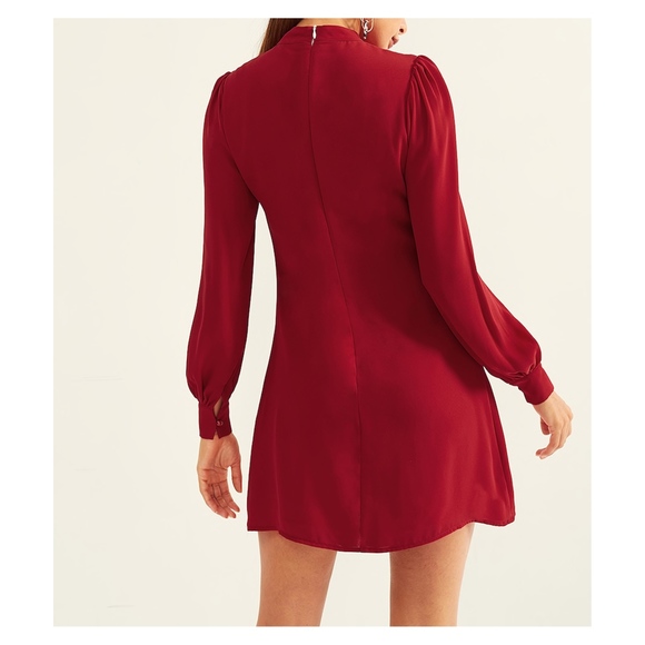 Burgundy Long Sleeve Shift Choker Cocktail Dress - Picture 2 of 6